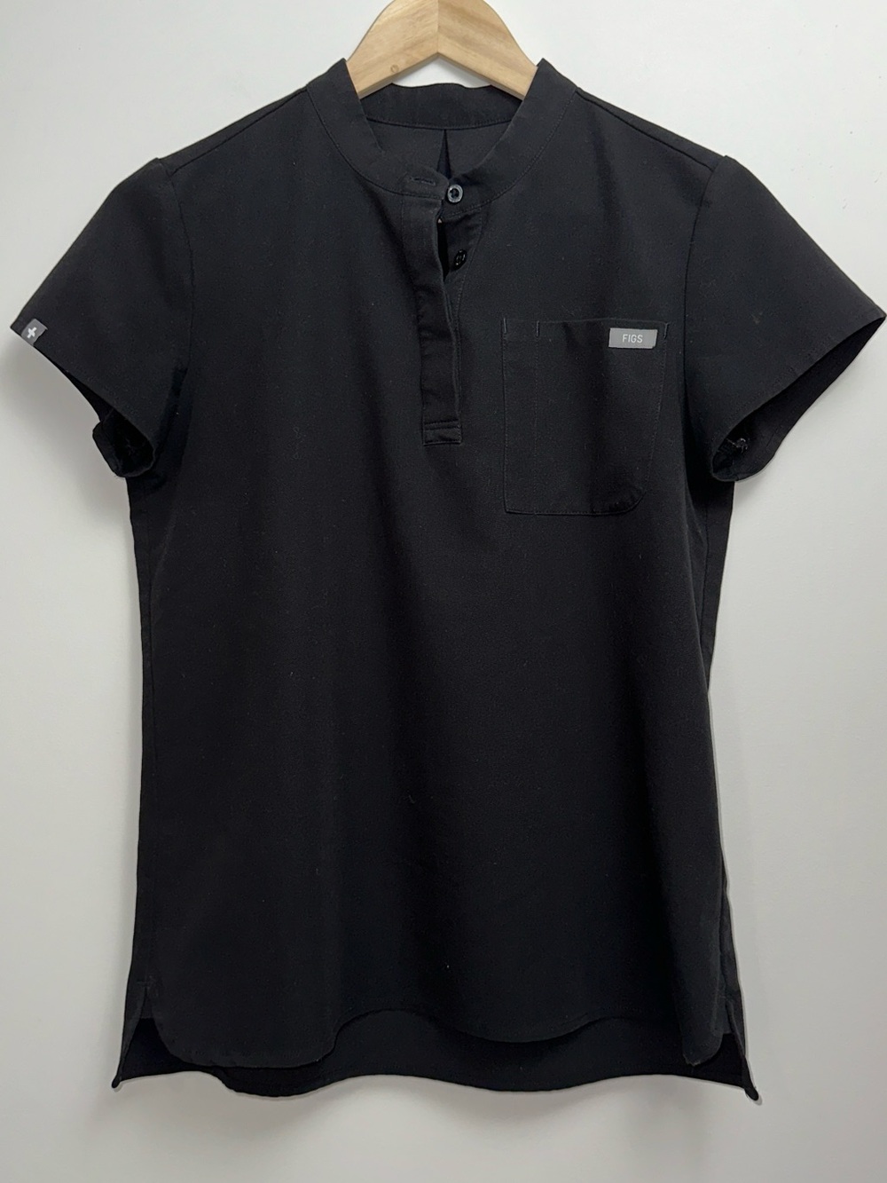 FIGS Short Sleeve Mandarin Collar Scrub Top Black